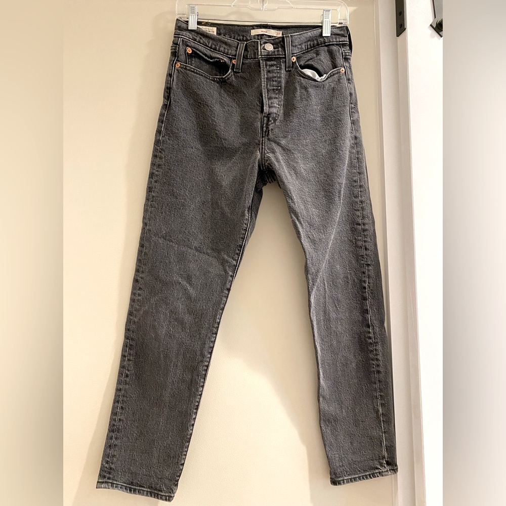 Levi’s Wedgie jeans 27